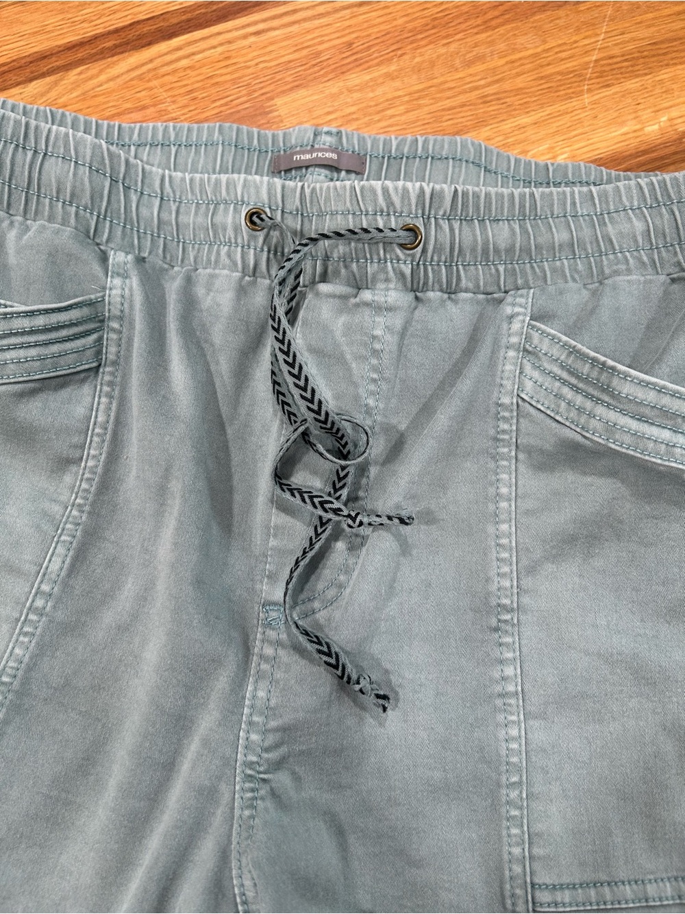 Maurice’s  Casual Drawstring Cargo Pant- XL - Picture 6 of 8